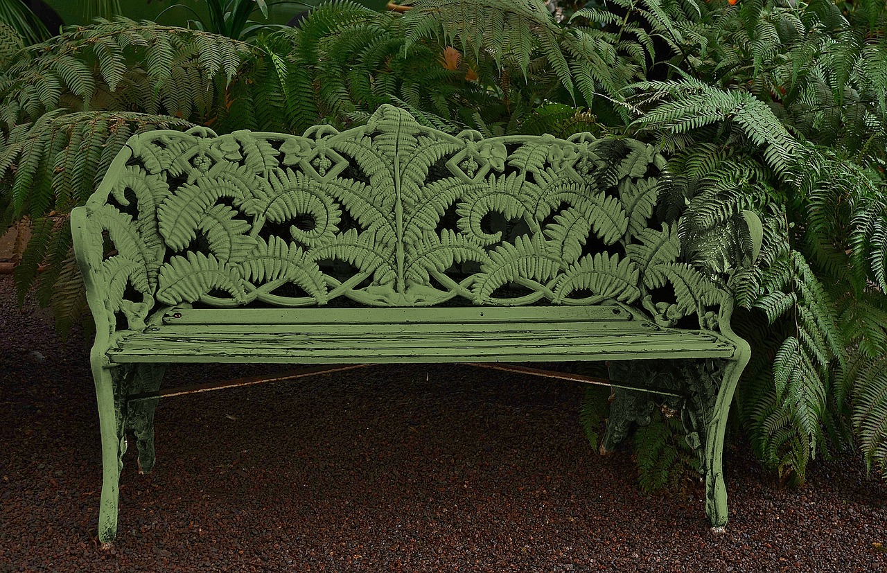 Charming Bench